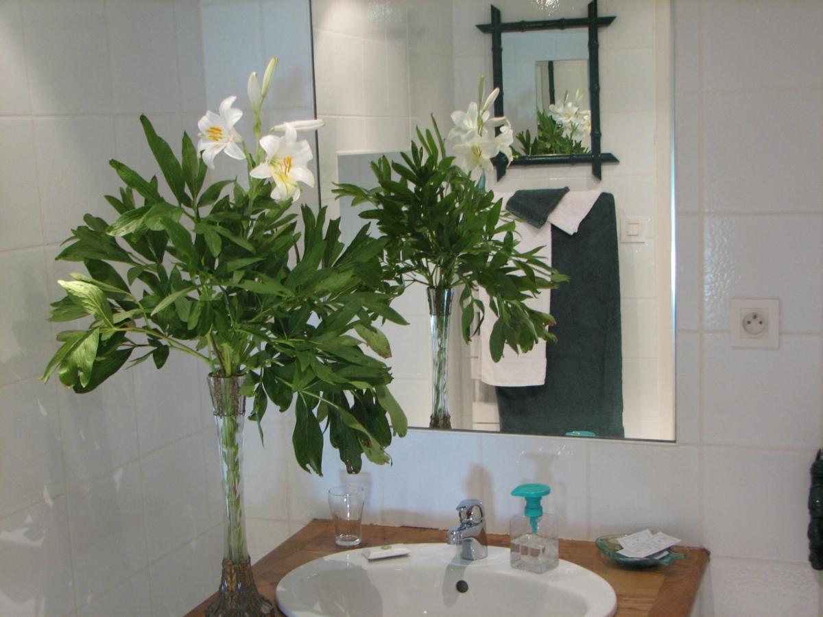 Bed and Breakfast Le Petit Massigny Les Velluire-sur-Vendee Экстерьер фото