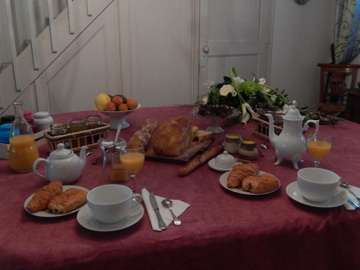 Bed and Breakfast Le Petit Massigny Les Velluire-sur-Vendee Экстерьер фото