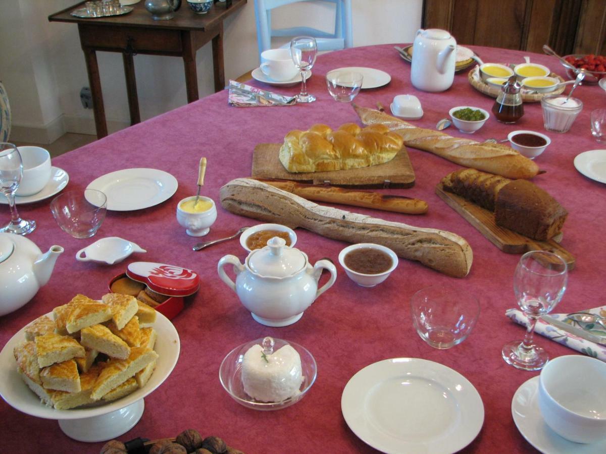 Bed and Breakfast Le Petit Massigny Les Velluire-sur-Vendee Экстерьер фото